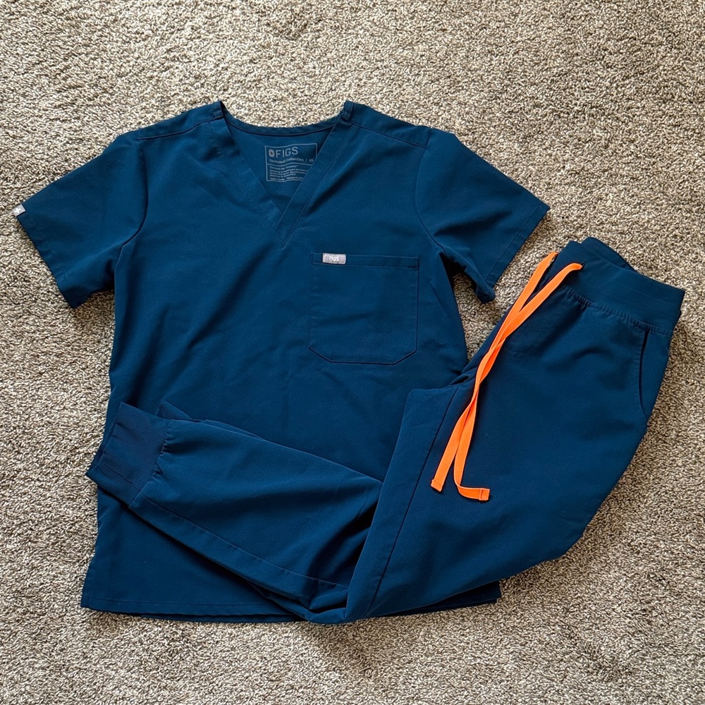 Figs Scrubs - Deep Reef